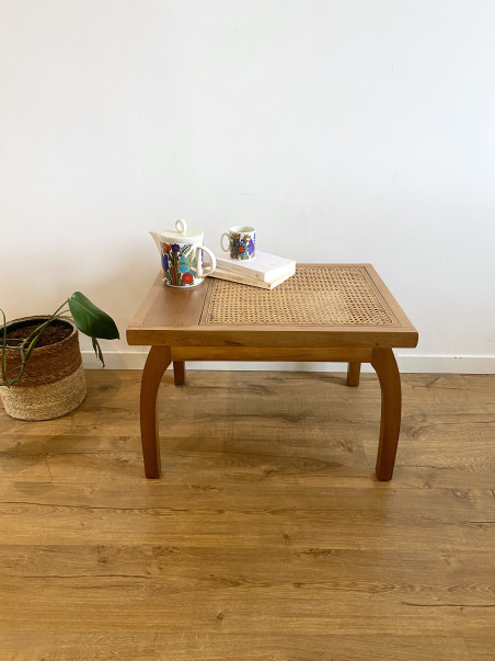 Petite table vintage cannage