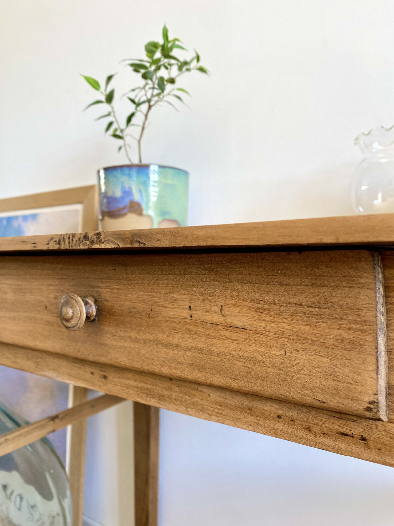 Petit bureau ou petite table vintage en bois