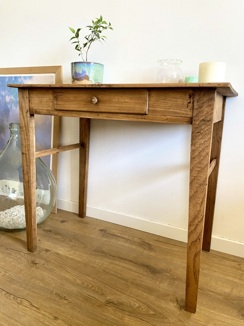 Petit bureau ou petite table vintage en bois